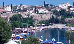 Der Hafen von Antalya